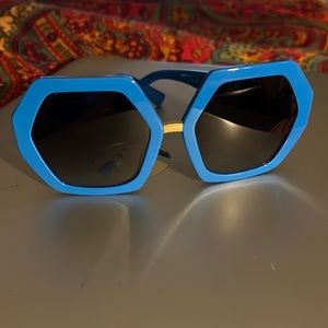 Brand New never worn Valentino Sunnies